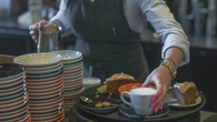 Los salarios suben un 5,3% pero en la hostelería solo un 0,8%