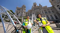 Dos mujeres al frente de los seis altares de Madrid