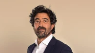 Adolfo Remartínez, el dandy maño del champú de cebolla