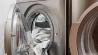 Química: Por qué no deberías lavar la ropa con agua caliente