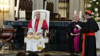 El Papa afirma en La Almudena que para construir algo hermoso hay que destruir los muros