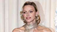 Charlène de Mónaco reaparece como una diosa dorada con un espectacular vestido de Elie Saab hecho a medida