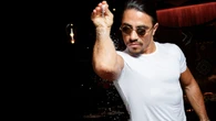 El famoso cocinero Salt Bae acumula pérdidas millonarias y empieza a cerrar restaurantes en EE UU