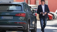 Oxígeno para el hermano de Sánchez: un candidato al puesto no vio nada "sospechoso" en el proceso de selección