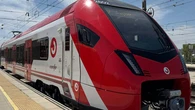 La llegada de los nuevos trenes de Cercanías, a contrarreloj y bajo fuertes presiones de Transportes