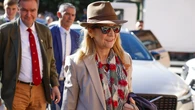 La Infanta Elena vuelve a Las Ventas con su sombrero favorito: el complemento fetiche que nunca falta en sus tardes taurinas