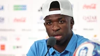 Polémica con el idioma en el Mundial: "Se puede, se puede", responde Vinícius mientras la FIFA impone el inglés y veta el español