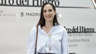 Tamara Falcó tiene la blusa estampada que convierte un look de estar por casa en pura elegancia