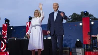 Jill Biden afirma que pensó que Joe estaba sufriendo un derrame cerebral durante su desastroso debate con Trump en 2024: "Me asusté muchísimo".