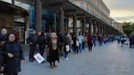 El Gobierno indulta a dos miembros de 'Los seis de Zaragoza', condenados por disturbios en un mitin de Vox
