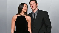 Así es el vestido de novia de Dua Lipa: 480.000 cuentas, 25.000 plumas y un velo de seis metros