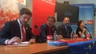 Ábalos aprovechó un acto con el hijo del ministro Planas para viajar con Jesica a Bélgica