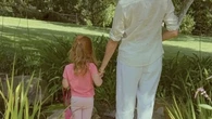 Meghan Markle publica fotos y vídeos inéditos de su hija Lilibet en un homenaje por el Día de la Niña