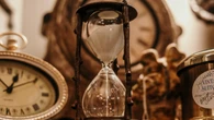 Qué significa tener más de un reloj en casa, según la psicología
