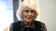 La reina Camilla, rota por la muerte de la escritora Jilly Cooper, una de sus íntimas amigas: "Me entristece mucho"