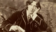 Reeditan el carné de lectura de Oscar Wilde 130 años después de cancelárselo por homosexual