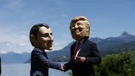 El plan de Macron para contener a un Trump imprevisible en su último G7