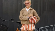 Las 6 camisas de tendencia que transformarán tus looks esta temporada