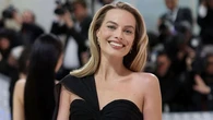 Margot Robbie cumple 36 años y estas son todas las lecciones de moda que nos ha dejado