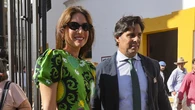 Lourdes Montes recupera el vestido verde que ya triunfó en la Feria de Abril y vuelve a convertirlo en el look más original de la Maestranza con alpargatas de cuña