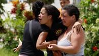 "No ha llegado nadie": los venezolanos luchan para rescatar a sus vecinos tras el doble terremoto