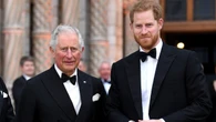 Carlos III tiende la mano al príncipe Harry y da los primeros pasos hacia una reconciliación