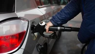 La gasolina, menos azotada por la crisis energética, también ha encadenado una semana de bajadas y se abarata un 1,74%