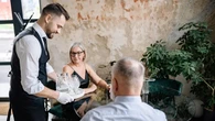 Un restaurante estalla contra un cliente: “Sigue tu camino y muérete de hambre”