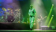 Muere Indio Solari a los 77 años y el rock llora a su leyenda: "Vivir solo cuesta vida", la frase que inmortalizó su legado musical inigualable