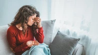 Un neurólogo asegura que "vivimos en una sociedad machista" y que "la migraña es una enfermedad más femenina; si fuera al revés, importaría más”