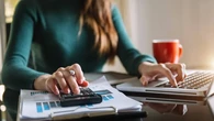 Bancos que pagan hasta 1.400 euros por traer tu nómina este verano: las mejores promociones activas