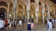 El Estado Islámico aclara que el Islam es la única religión y que las demás han sido abolidas