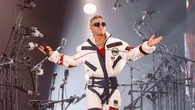 Robbie Williams aplaza su nuevo álbum Britpop para no verse opacado por Taylor Swift