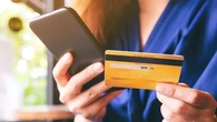 Del banco de toda la vida al préstamo online: qué cambia cuando pides dinero desde el móvil