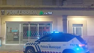 Dos muertos al incendiarse un coche tras chocar junto a una presa en Ponferrada