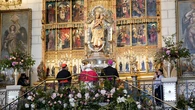 Una Rosa de Oro como ofrenda a la Madre de Madrid