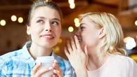 Por qué algunas personas hablan de ti a tus espaldas: esta es la razón