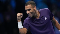 Auger-Aliassime elimina a Zverev y se cita con Alcaraz en semifinales de las ATP Finals