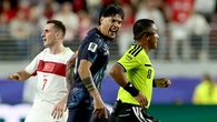 Primera expulsión en el Mundial por la "ley Vinicius" en el Turquía - Paraguay