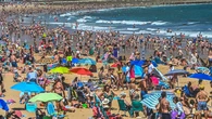 La guía definitiva para proteger a los niños del sol este verano: "No sirve con ponerla antes de ir a la playa"