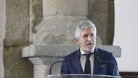 Marlaska sale en defensa de los policías que escoltan a Begoña Gómez tras el auto del juez Peinado