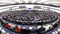 Albares culpa a Feijóo de no haber logrado en dos años que el catalán se hable en la UE