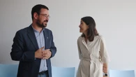 Gerona promociona un cartel que equipara rechazar el catalán con estar contra la libertad: "Caña a España"