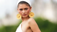 ¿Por qué los pendientes de 3.000 años que lució Zendaya han indignado a los arqueólogos?