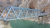 El calor extremo obliga a Países Bajos a enfriar con agua sus puentes para evitar desprendimientos y derrumbes