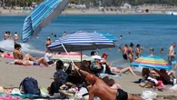 La AEMET predice un sábado marcado por el calor generalizado, un repunte térmico de más de 6 grados en el Cantábrico y tormentas fuertes en el noroeste