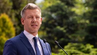 Magyar promete respetar las normas de la UE pero puntualiza que actuará "siempre en interés de los húngaros"