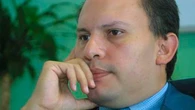 El Gobierno dio la nacionalidad a un exviceministro de Chávez tras la mediación de las cloacas