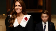Kate Middleton deslumbra en el concierto por el Día del Recuerdo con un elegantísimo vestido negro y la compañía de su hijo George