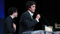 Los Javis, Mejor Dirección en Cannes por "La bola negra"